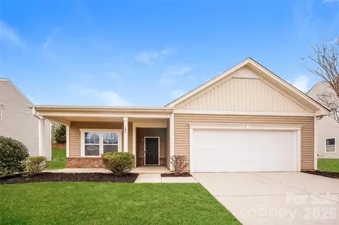 109 Aiden Farm Ct, Mount Holly, NC 28120