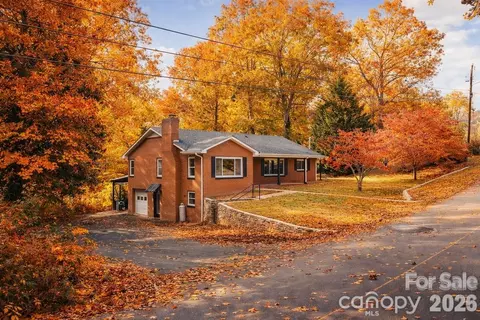 292 Skyline Dr, Canton, NC 28716