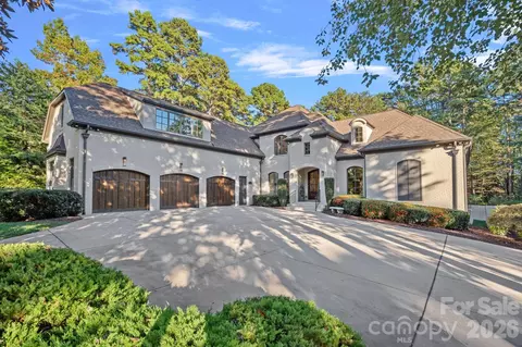 111 Chatham Rd, Mooresville, NC 28117