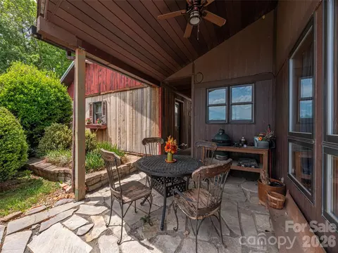 Exterior - 461 Ferguson Cove Loop, Clyde, NC 28721 photo 7 of 11