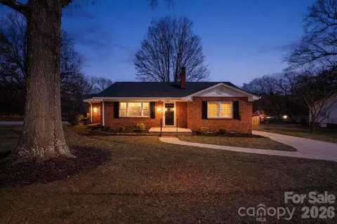 242 White Nw St NW, Concord, NC 28027
