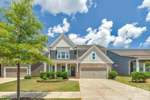 2009 Burton Point Ct, Waxhaw, NC 28173