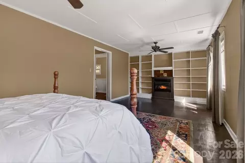 Bedroom - 95 Whitney Ave, Tryon, NC 28782 photo 2 of 4