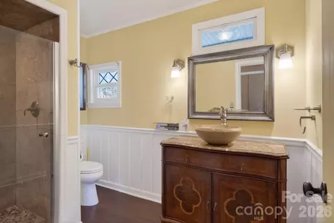 Bath - 95 Whitney Ave, Tryon, NC 28782 photo 1 of 2