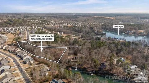 16715 Harbor View Rd, Charlotte, NC 28278