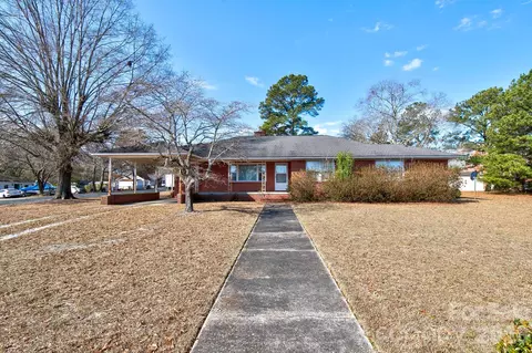 212 S Sycamore St, Pageland, SC 29728