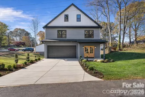 908 30th Avenue Nw Dr NW, Hickory, NC 28601