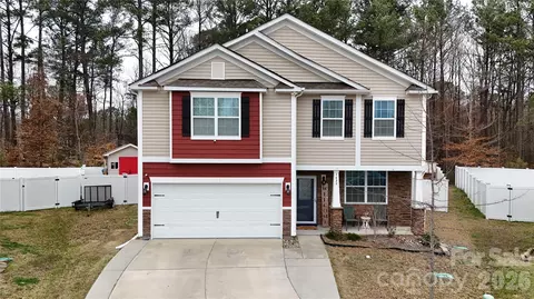 7422 Larwill Ln, Charlotte, NC 28216