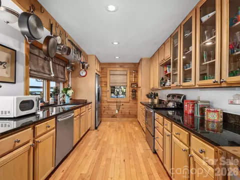 Kitchen - Carriage Drive, Fairview, NC 28730 photo 1 of 3