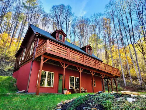 3301 State Highway 197 N, Burnsville, NC 28714