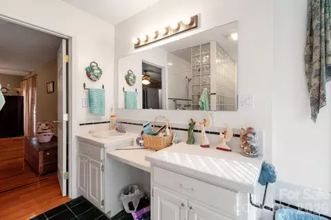 Bath - 1643 Old Pardue Rd, Lancaster, SC 29720 photo 8 of 8