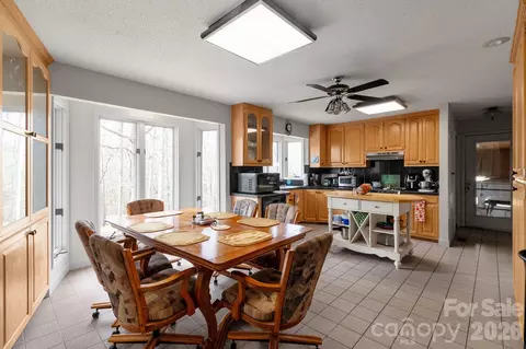 Kitchen - 1643 Old Pardue Rd, Lancaster, SC 29720 photo 6 of 6