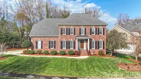 6817 Thornton Oaks Ct, Charlotte, NC 28270