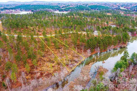 2188 Snowmass Dr, Connelly Springs, NC 28612