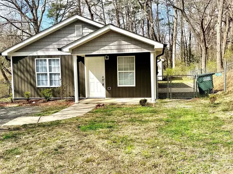 1910 Parkdale Ave, Gastonia, NC 28052