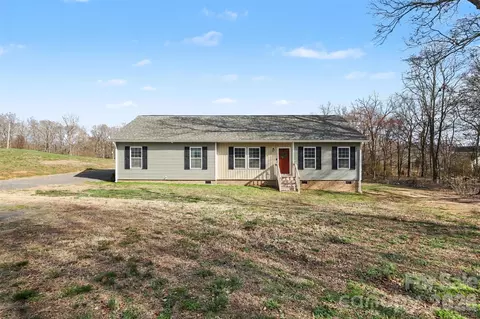 193 Back Acres Ln, Kannapolis, NC 28081