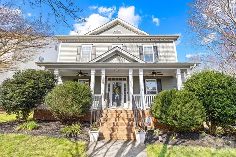 159 Water Oak Dr, Mooresville, NC 28117