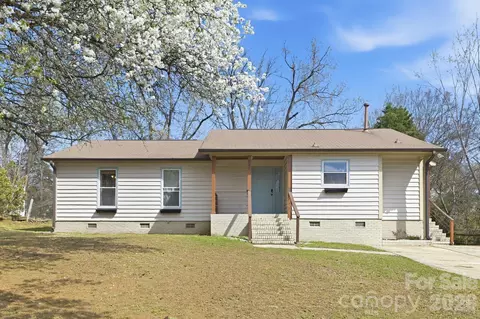 501 Vista Grande Cir, Charlotte, NC 28226