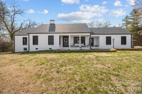 1352 City Lake Rd, Lexington, NC 27292