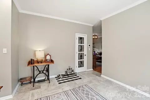 Entry Way - 9665 Autumn Cir, Davidson, NC 28036 photo 2 of 5