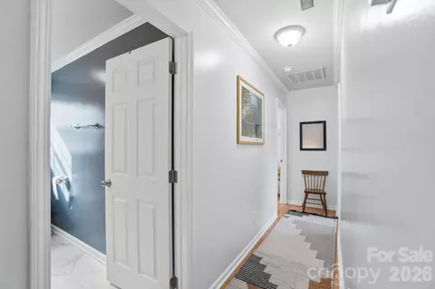 Entry Way - 9665 Autumn Cir, Davidson, NC 28036 photo 5 of 5