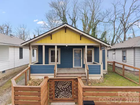 67 Howard St, Asheville, NC 28806