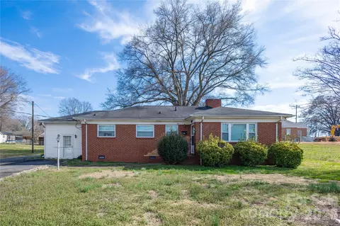 214 N Dakota St, Charlotte, NC 28216