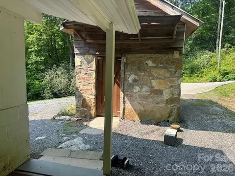 10 Chigger Ridge Rd, Sylva, NC 28779 photo 14