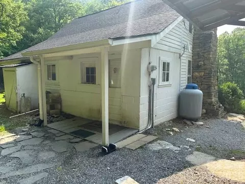 10 Chigger Ridge Rd, Sylva, NC 28779 photo 13