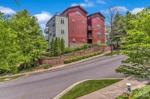 400 Skyloft 102 Dr #102, Asheville, NC 28801