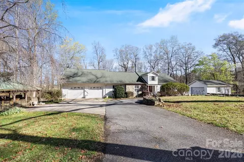188 Oak Forest Cir, Gaffney, SC 29341