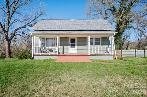 192 Spencer St, Ellenboro, NC 28160