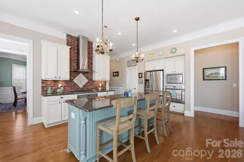 Kitchen - 20106 Dowry Ct, Cornelius, NC 28031 photo 2 of 5