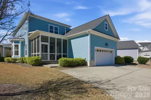 Exterior - 20106 Dowry Ct, Cornelius, NC 28031 photo 7 of 8