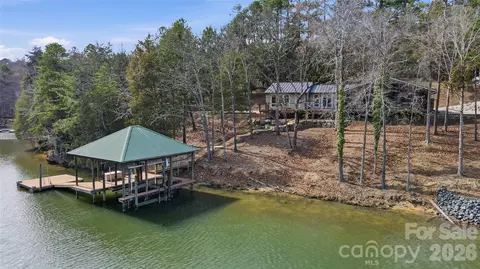 2295 Sussex Rd, York, SC 29745