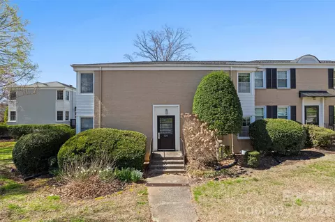 520 Wakefield B Dr #B, Charlotte, NC 28209