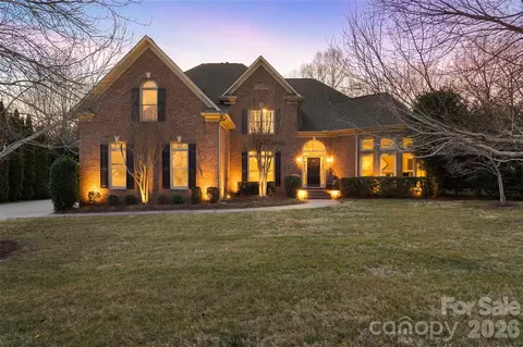 1716 Hickory Ridge Dr, Waxhaw, NC 28173