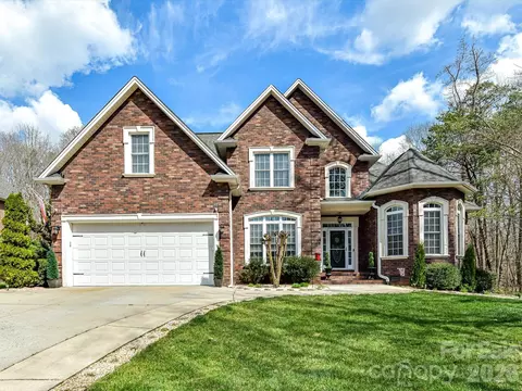 3808 Tea Olive Rd, Gastonia, NC 28056