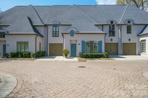 4508 Avignon Ln, Charlotte, NC 28226