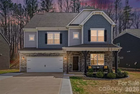 310 Hamptons Cove Rd, Troutman, NC 28166