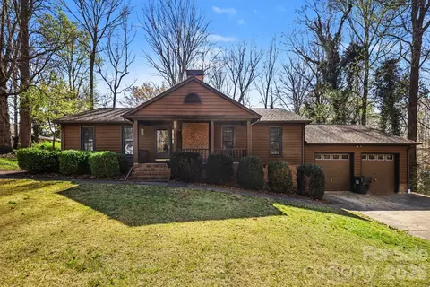 109 Old Bridge Ct, Gastonia, NC 28056