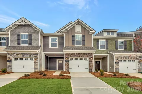 1022 Overbrook Pl, Wingate, NC 28174