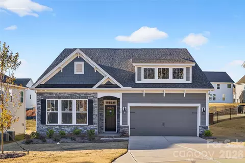 111 Rhuidean Ct, Troutman, NC 28166