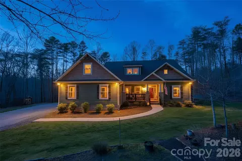 211 Holly Ridge Rd, Dallas, NC 28034