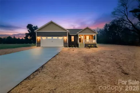 242 Bradley Farm Rd, Statesville, NC 28625