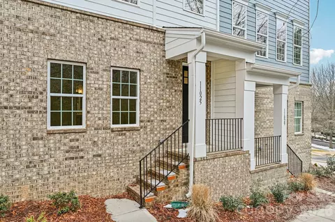 11025 Warfield 02 Ave #02, Huntersville, NC 28078