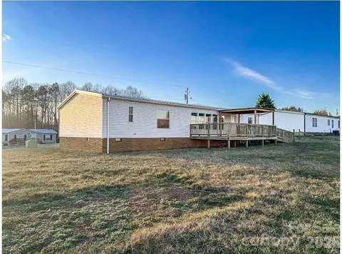 4610 Deal Rd, Claremont, NC 28610