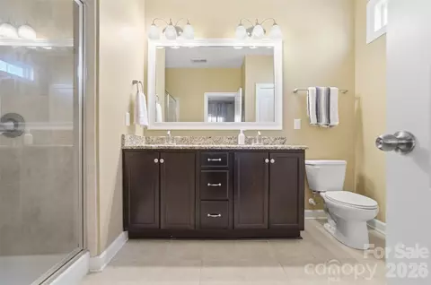 Bath - 2074 Feldspar Dr, Davidson, NC 28036 photo 1 of 5