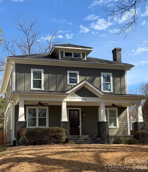 2137 Bay St, Charlotte, NC 28205