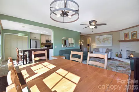 308 Lakeview Dr, Deep Gap, NC 28618 photo 24